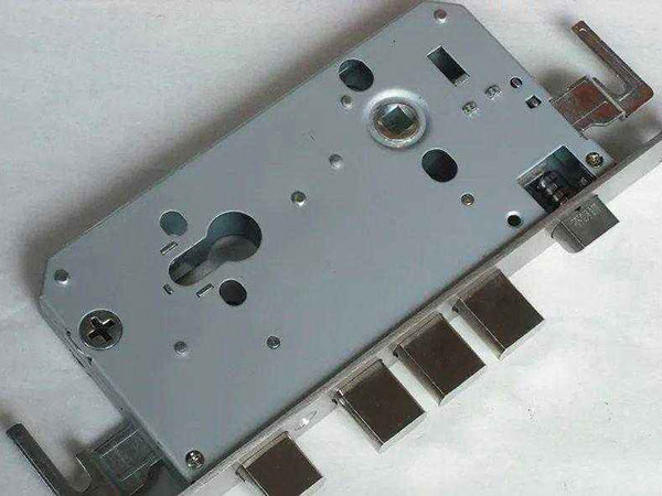 滨海新24小时上门开锁公司