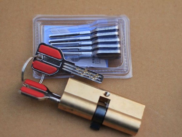 滨海新24小时上门开锁公司